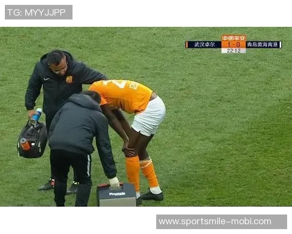 阿苏埃因伤退场被担架抬走米内罗时隔四个月重返赛场